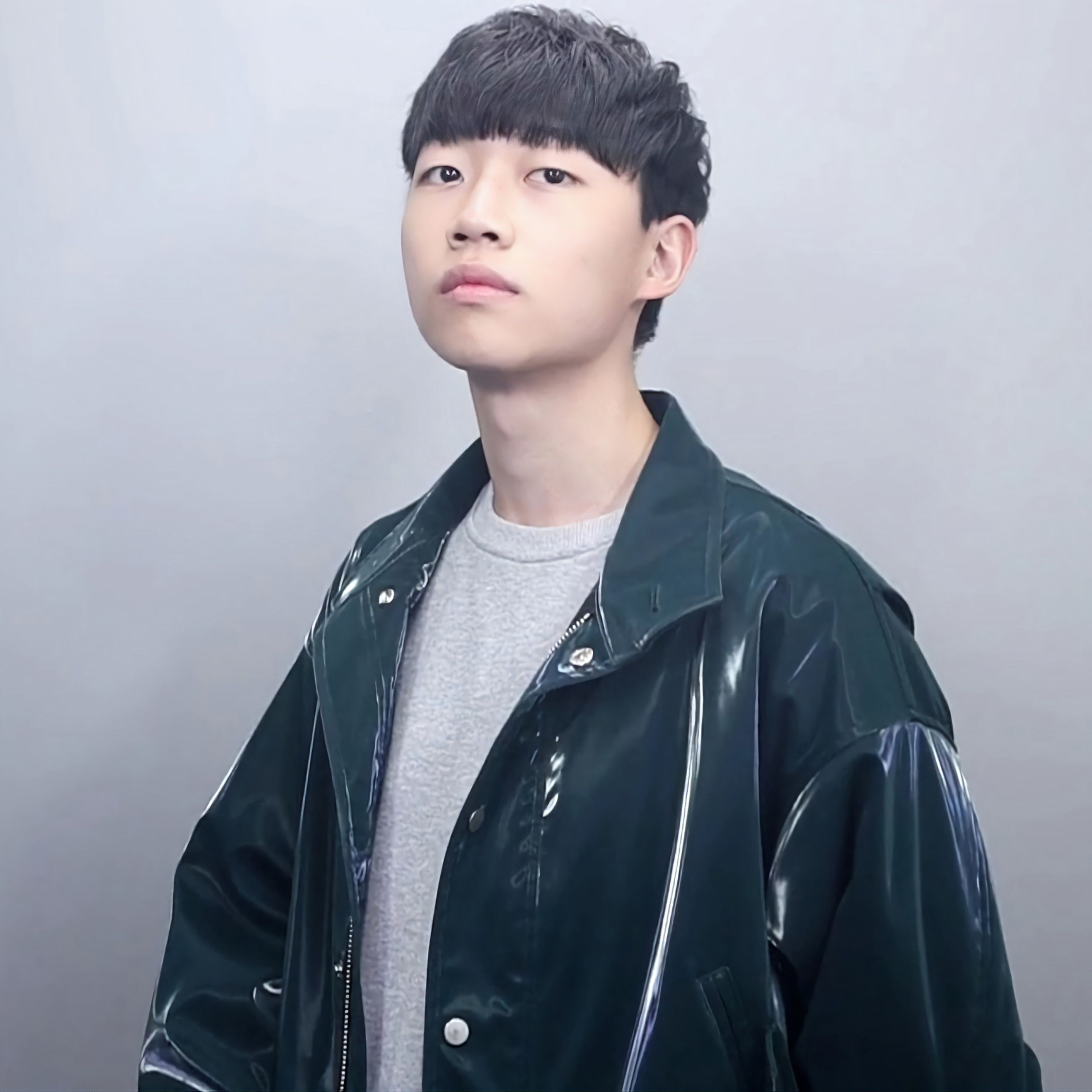 루인 (Looin)